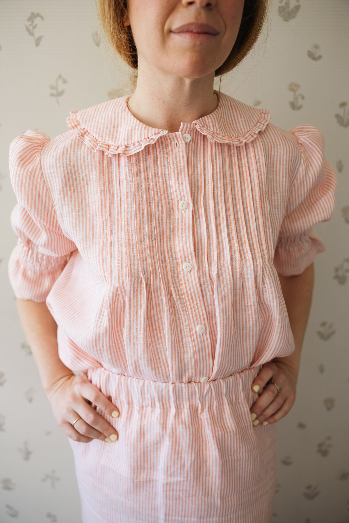 Camisa Luchi jaretas rayas coral